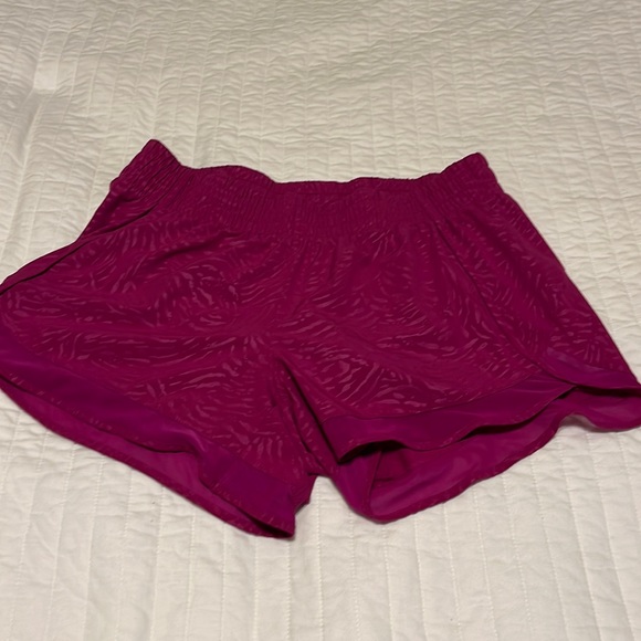 Athleta pink mid rise shorts size medium - Picture 1 of 8